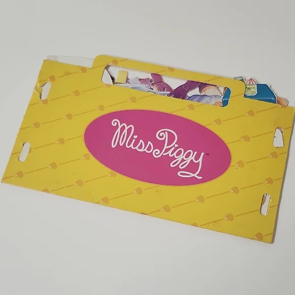 Vintage Miss Piggy Paper Doll Set 1994 - Picture 2 of 16